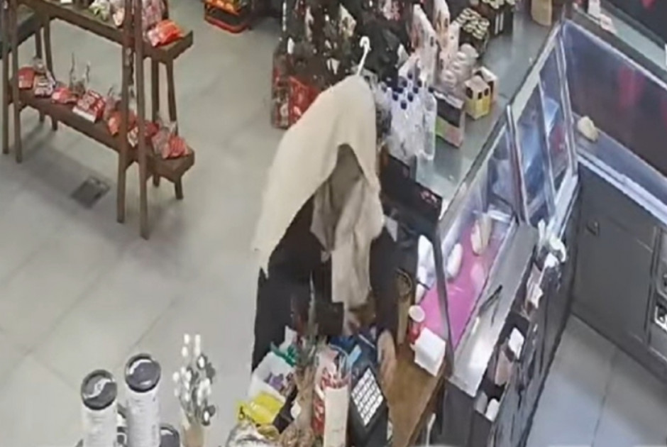 Απίστευτη ληστεία σε καφέ στην Ηλεία