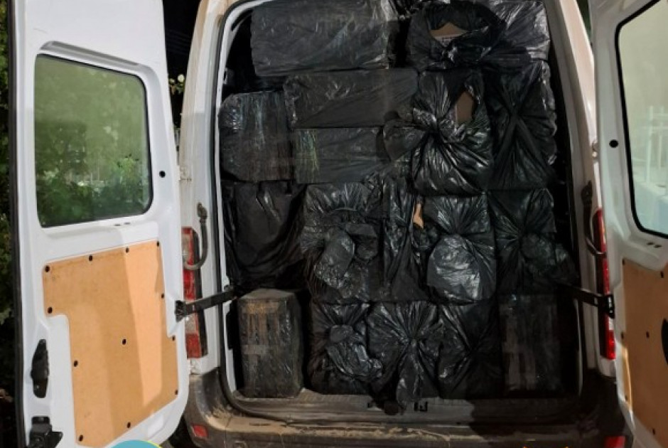 Στο κελί ο 26χρονος που «φόρτωσε» βαν με χιλιάδες αδασμολόγητα καπνικά