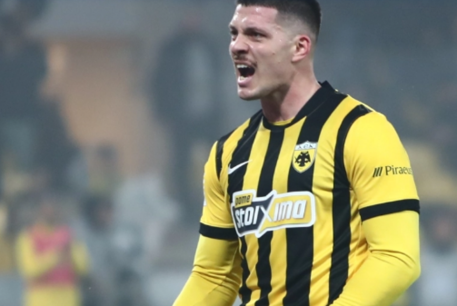 Ασταμάτητη Ενωση, ασταμάτητοι Πινέδα