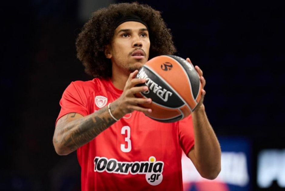 ΣΟΚ με Γουόρντ στον Ολυμπιακό – Μένει έναν μήνα εκτός