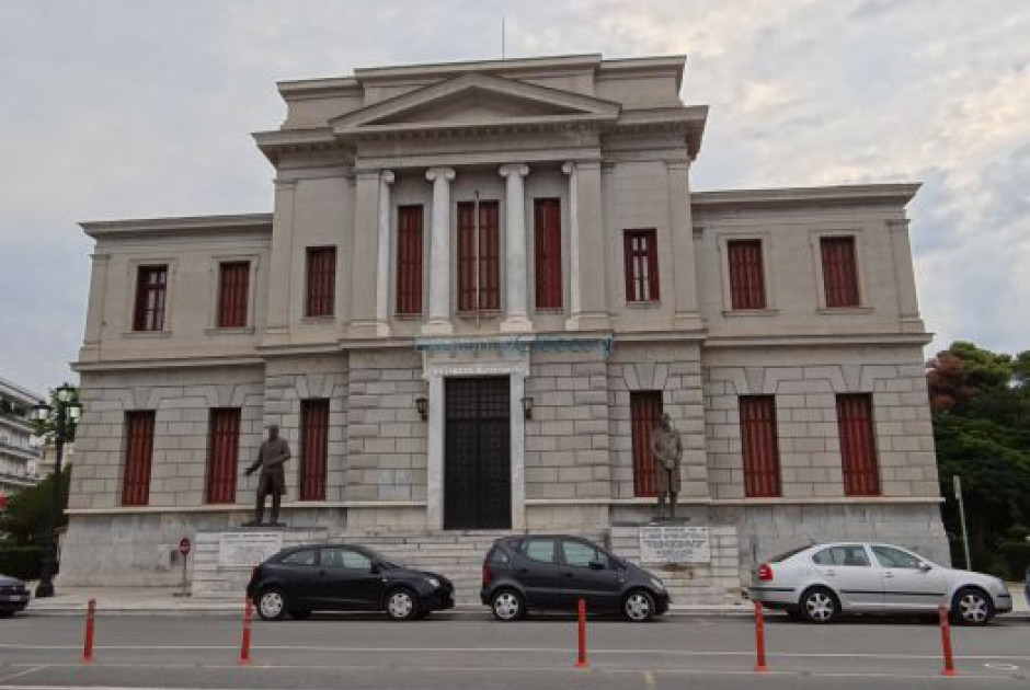 Παρίσι: Στο εδώλιο νταντά για απόπειρα δηλητηρίασης των εργοδοτών της με απορρυπαντικό