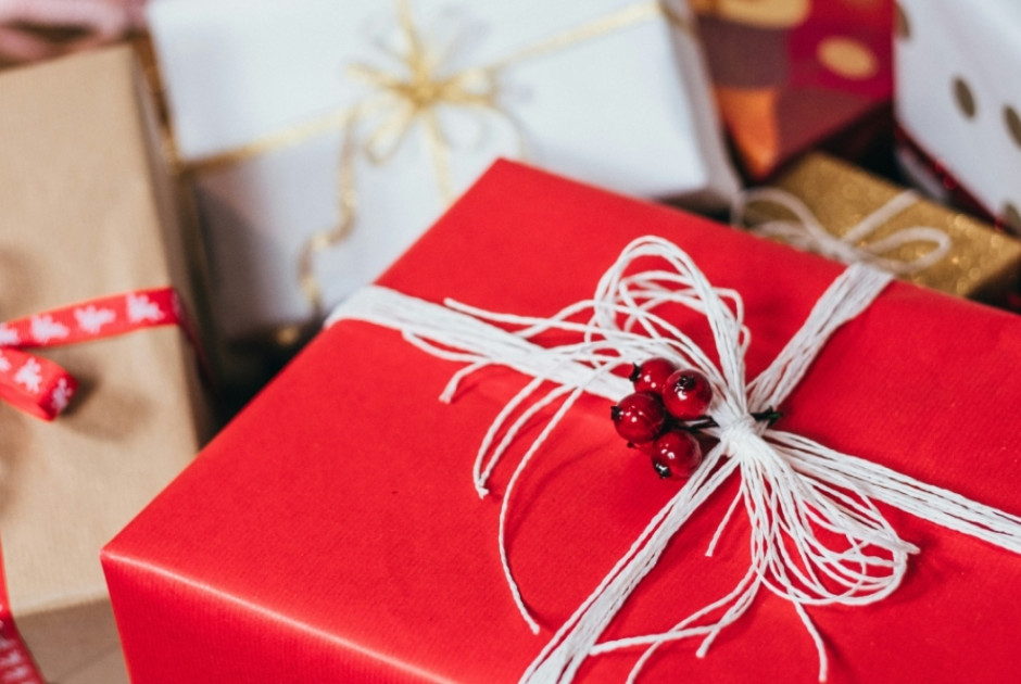 Πώς ένα δώρο από Secret Santa κατέληξε σε καταγγελία στο HR εταιρείας