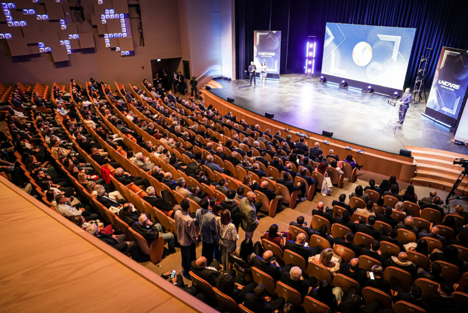 Για πρώτη φορά τριψήφιος αριθμός μελών της ΕΑΚ ψήφισε για τους κορυφαίους της χρονιάς!