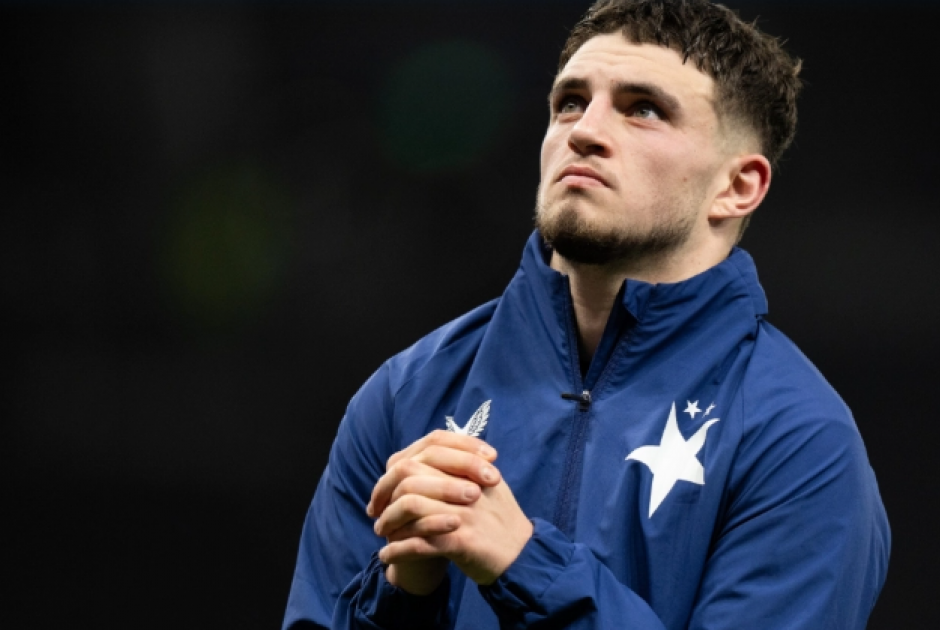 Ζαφείρης: Η Σλάβια Πράγας τον αποχαιρέτησε με ελληνικά