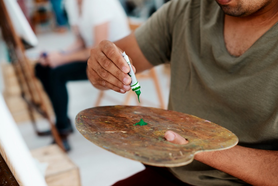 Σάλος για έργο του Γ. Γαβριήλ: Δεν τοποθετείται η Υφ. Πολιτισμού σεβόμενη την ελευθερία της έκφρασης