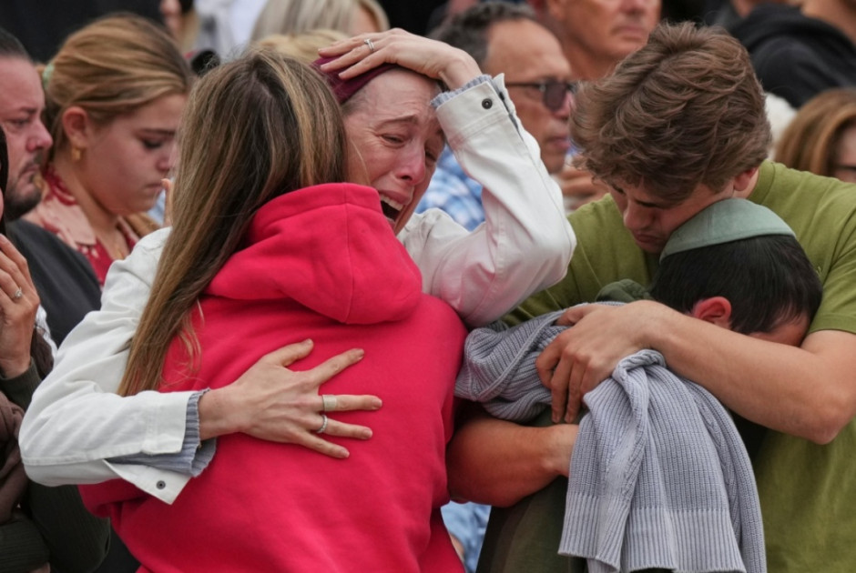 Η τελευταία πράξη του δράματος: Ξεκίνησαν οι κηδείες των θυμάτων της επίθεσης στο Σίδνεϊ