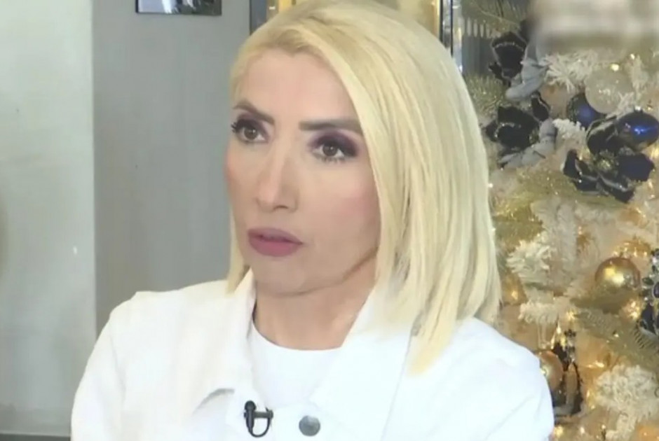 Καραμήτρου για Καραϊβάζ: «Ξέρεις τι είναι να σου λένε “υπάρχει ένα πτώμα”, να γνωρίζεις το αυτοκίνητο και μετά να βγεις σε έκτακτο δελτίο;»