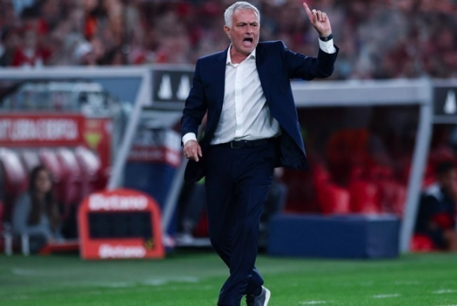 Γιατί ο Μουρίνιο άφησε εκτός εντεκάδας τον Παυλίδη;