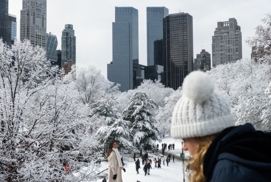 Σε κατάσταση έκτακτης ανάγκης η Νέα Υόρκη λόγω ισχυρής χιονοθύελλας