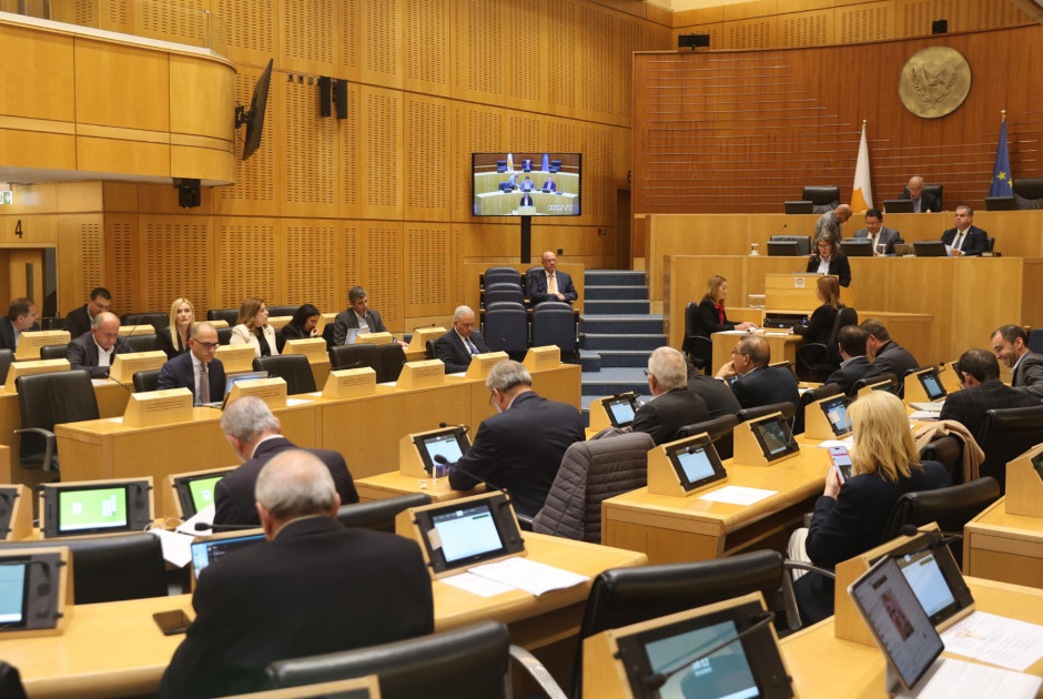 LIVE/ Κρατικός προϋπολογισμός: Άρχισε η συζήτηση στη Βουλή