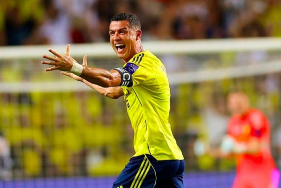 Σκόραρε με την πλάτη και έφτασε τα 957 γκολ ο Κριστιάνο!