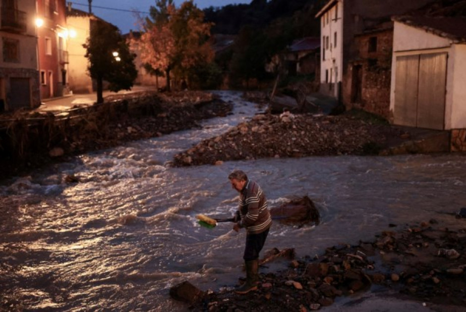 Ισπανία: Τουλάχιστον ένας νεκρός από τις καταστροφικές πλημμύρες