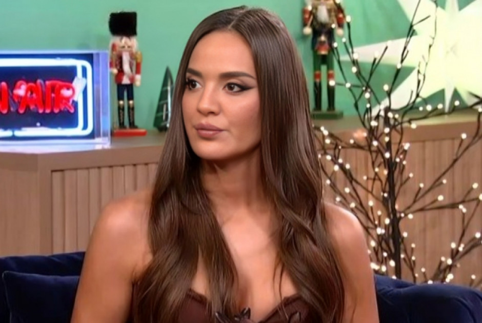 Ρία Ελληνίδου: «Ενδιαφέρει τον κόσμο με ποιον βγαίνω, αλλά δεν πρέπει πρώτα να είμαι κι εγώ σίγουρη;»