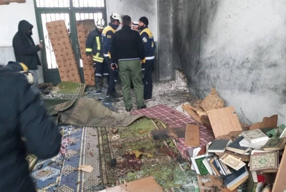 Έκρηξη σε τζαμί στη Συρία: Τρεις νεκροί και πέντε τραυματίες, ο πρώτος απολογισμός
