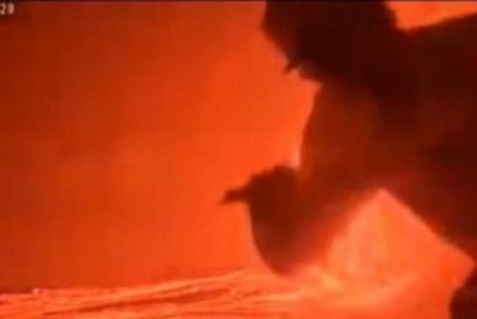 Απίστευτες εικόνες από ηφαίστειο στη Χαβάη: Βρέθηκαν δίπλα στη λάβα και πόζαραν σε κάμερα που έχουν εγκαταστήσει επιστήμονες