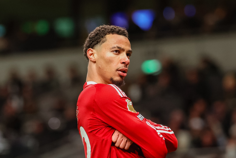 Πήγε πάλι να… τρομάξει, αλλά ήταν σοβαρή: Μεγάλο «διπλό» της Λίβερπουλ, μπήκε στην πεντάδα της Premi