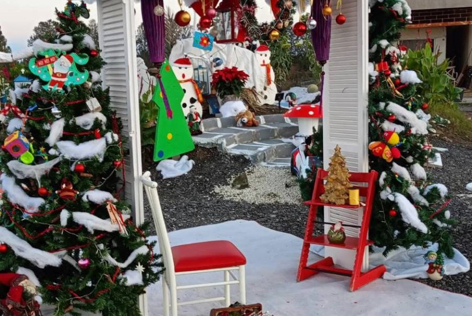 Στη Νεκρή Ζώνη τα φετινά Χριστούγεννα του κ. Φώτη – Συνεχίζει να διεκδικεί την επιστροφή του