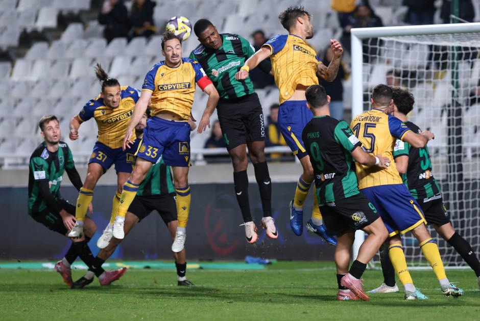 Ολυμπιακός–ΑΕΛ 0-0: Όρθιος με εννέα παίκτες (στιγμιότυπα-δηλώσεις)