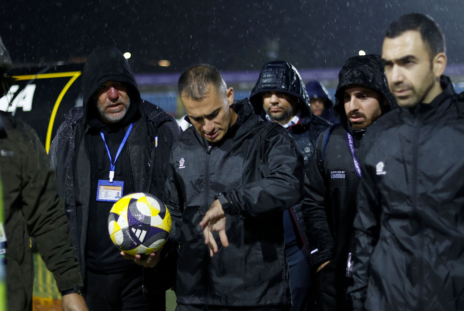 ΤΩΡΑ/ ΑΝΑΒΟΛΗ στο Πάφος FC-ΑΠΟΕΛ (ΦΩΤΟΣ)