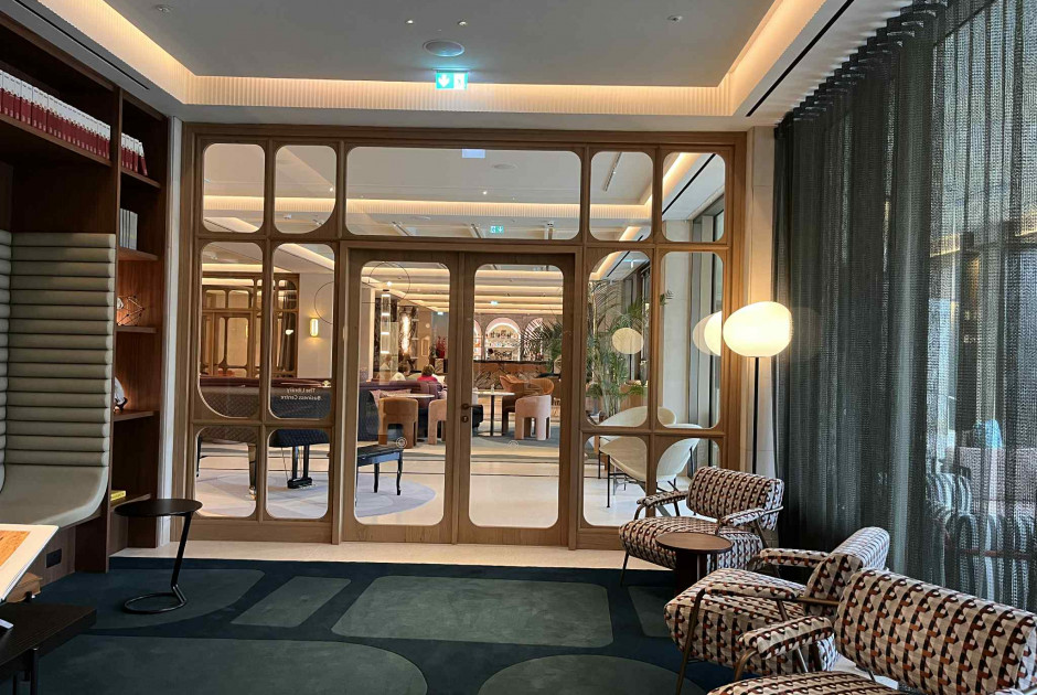 Το ξενοδοχείο που μεγάλωσε μια πόλη: Το Hilton ξαναγεννιέται ως The Landmark Nicosia