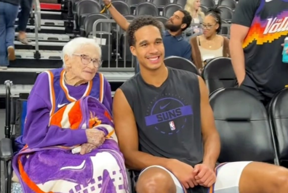 Μια 102χρονη έζησε τον πρώτο της αγώνα των Σανς