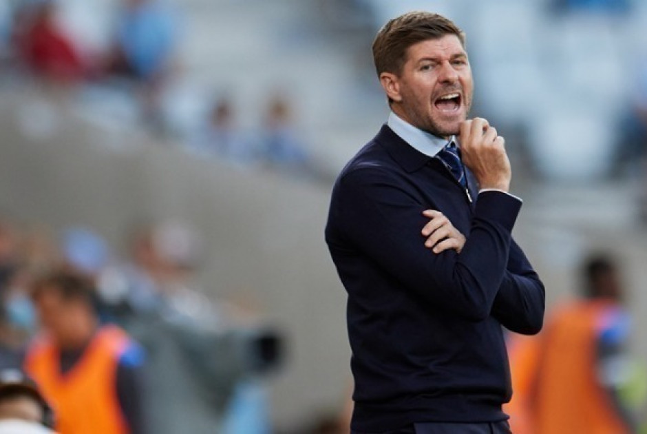 Φήμες για επαφές της Λίβερπουλ με τον Στίβεν Τζέραρντ