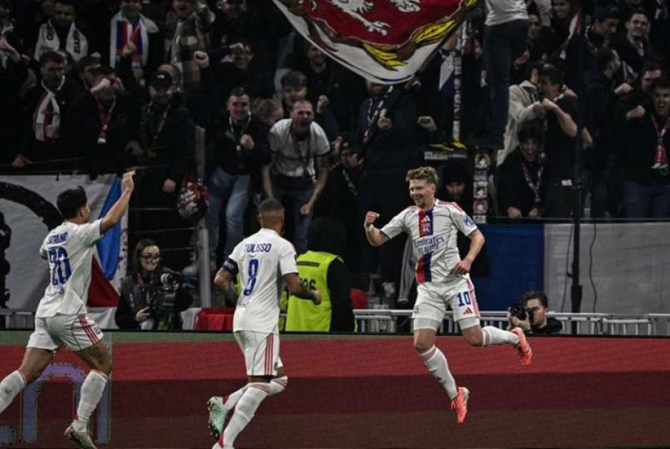 Στο πνεύμα των ημερών η Λιόν: Δώρισε 100.000 ευρώ στην ερασιτεχνική ομάδα που απέκλεισε στο Κύπελλο!