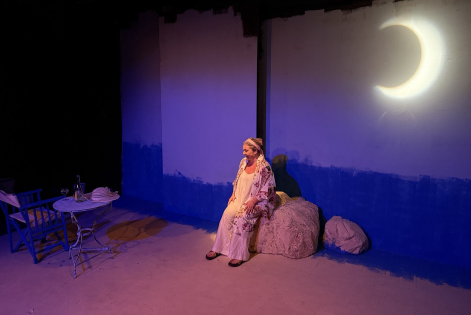 Η βραβευμένη κωμωδία «Shirley Valentine» στο θέατρο ένα