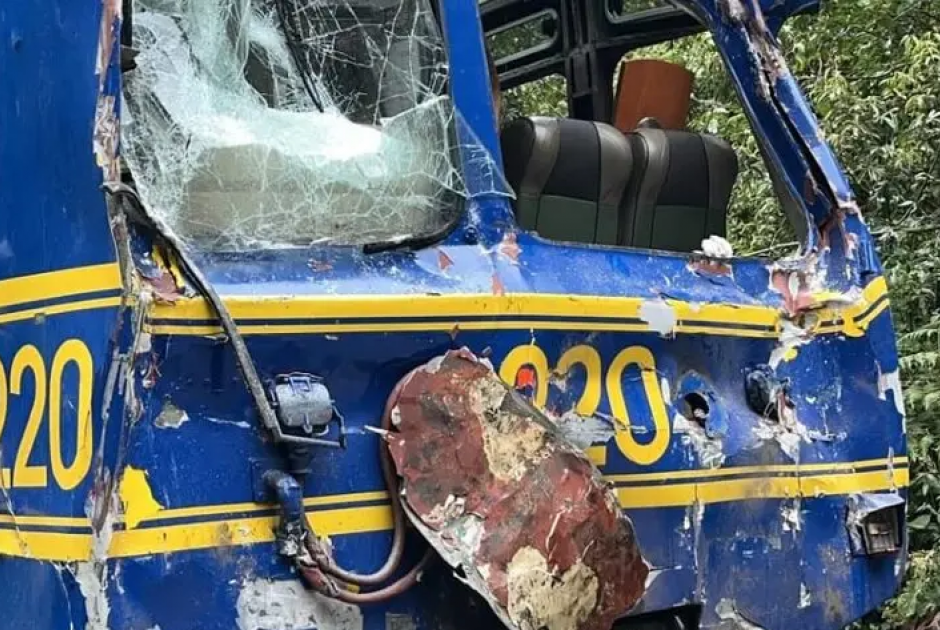 Τραγωδία στο Μάτσου Πίτσου: Νεκρός μηχανοδηγός σε σύγκρουση τρένων