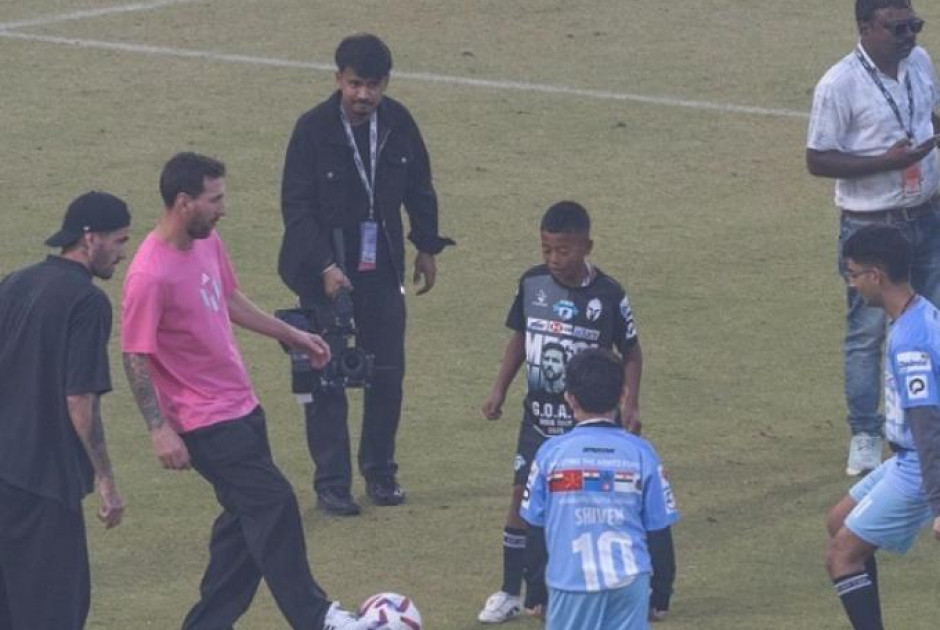 Ο Μέσι ολοκλήρωσε την πολυτάραχη περιοδεία του στην Ινδία