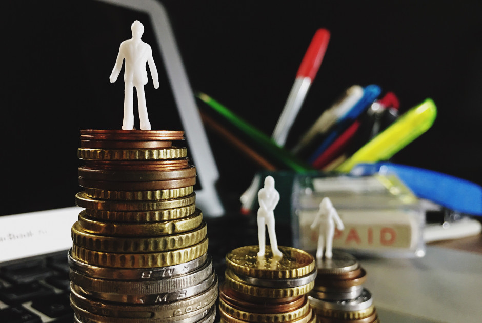 Αντιδράσεις ΟΕΒ και ΚΕΒΕ στην αύξηση του Εθνικού Κατώτατου Μισθού