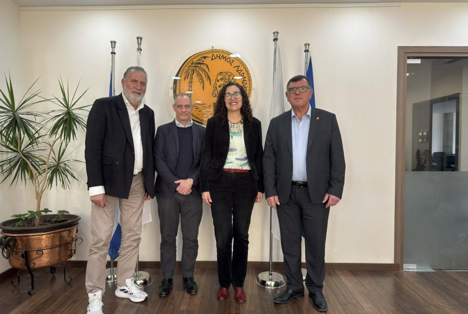 &Delta;ή&mu;&omicron;&sigmaf; &Lambda;ά&rho;&nu;&alpha;&kappa;&alpha;&sigmaf;: &Sigma;&upsilon;&nu;ά&nu;&tau;&eta;&sigma;&eta; &mu;&epsilon; &alpha;&nu;&tau;&iota;&pi;&rho;&omicron;&sigma;&omega;&pi;&epsilon;ί&alpha; &tau;&eta;&sigmaf; &Pi;&rho;&epsilon;&sigma;&beta;&epsilon;ί&alpha;&sigmaf; &tau;&omega;&nu; &Eta;&Pi;&Alpha;