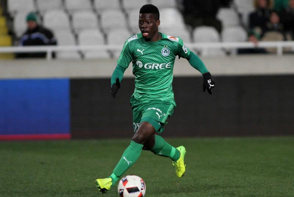 Θρήνος για πρώην παίκτη της Κύπρου: Έχασε τον γιο του, ενώ βρίσκεται στο Κόπα Άφρικα