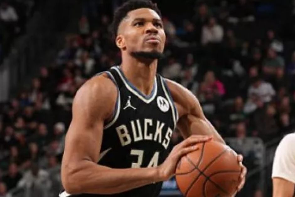 &Nu;έ&omicron;&sigmaf; &sigma;&upsilon;&nu;&alpha;&gamma;&epsilon;&rho;&mu;ό&sigmaf; &sigma;&tau;&omicron;&upsilon;&sigmaf; &Mu;&pi;&alpha;&kappa;&sigmaf; - &Tau;&rho;&alpha;&upsilon;&mu;&alpha;&tau;ί&sigma;&tau;&eta;&kappa;&epsilon; &omicron; &Alpha;&nu;&tau;&epsilon;&tau;&omicron;&kappa;&omicron;ύ&nu;&mu;&pi;&omicron; (&Beta;ί&nu;&tau;&epsilon;&omicron;)