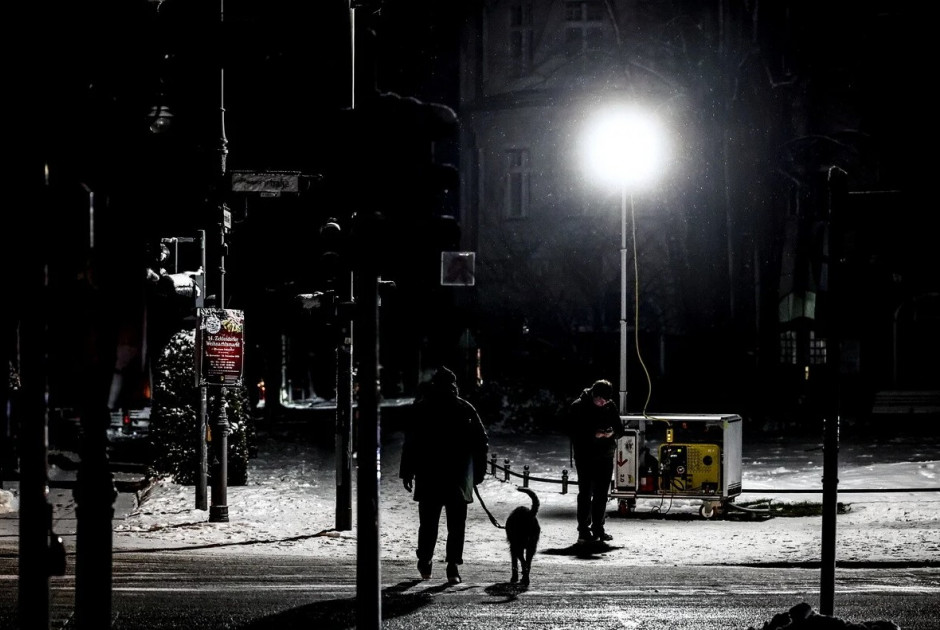 Στα χέρια της ομοσπονδιακής εισαγγελίας το μπλακ άουτ στο Βερολίνο - Έρευνα σε βάρος ακροαριστερής ομάδας