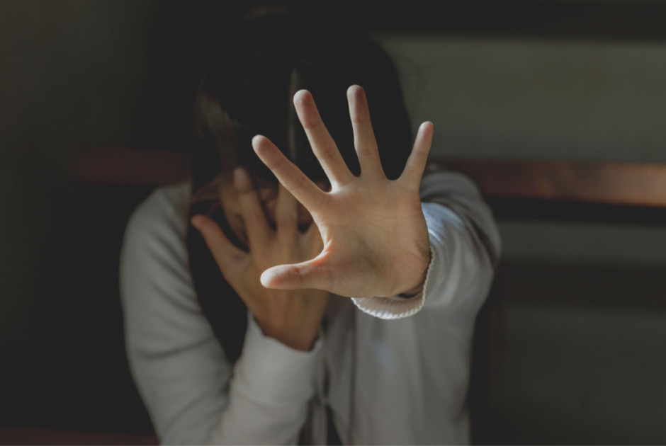 31χρονη κατήγγειλε τον σύζυγο και την πεθερά της ότι την κλείδωσαν σε σπίτι για τρεις μέρες