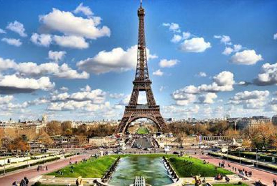 Γαλλία: Οι θάνατοι ξεπερνούν τις γεννήσεις για πρώτη φορά μετά τον Β’ Παγκόσμιο