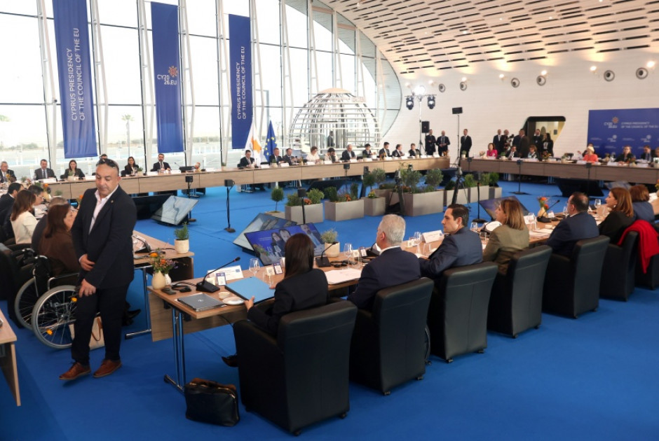 Οι τέσσερις θεματικές ενότητες στις οποίες επικεντρώθηκαν οι συζητήσεις των Επιτρόπων EE με Υπουργούς