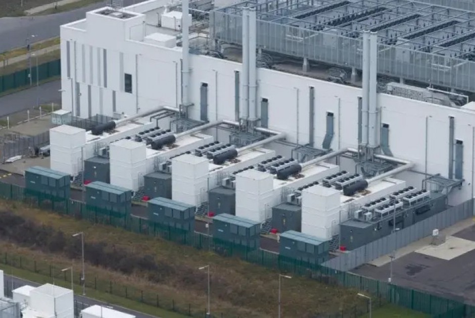 Μπλακ άουτ στο Βερολίνο από εμπρησμό - Ανέλαβε την ευθύνη ακροαριστερή οργάνωση