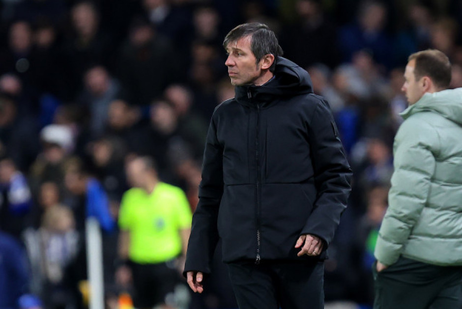 &Theta;&epsilon;&lambda;ά&delta;&epsilon;&sigmaf; &mu;&epsilon;&tau;ά &tau;&eta;&nu; ή&tau;&tau;&alpha; &alpha;&pi;ό &tau;&eta;&nu; &Tau;&sigma;έ&lambda;&sigma;&iota;: ;&Epsilon;ί&chi;&alpha;&mu;&epsilon; &pi;&iota;&theta;&al