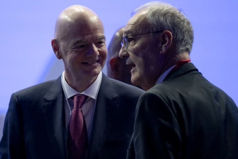 &Iota;&nu;&phi;&alpha;&nu;&tau;ί&nu;&omicron; &sigma;&tau;&omicron; &Nu;&tau;&alpha;&beta;ό&sigmaf;: &laquo;&Tau;&omicron; &Pi;&alpha;&gamma;&kappa;ό&sigma;&mu;&iota;&omicron; &Kappa;ύ&pi;&epsilon;&lambda;&lambda;&omicron; &theta;&alpha; έ&chi;&epsilon;&iota; &alpha;&nu;&tau;ί&kappa;&tau;&upsilon;&pi;&omicron; 80 &delta;&iota;&sigma;. &delta;&omicron;&lambda;&alpha;&rho;ί&omega;&nu;&raquo;