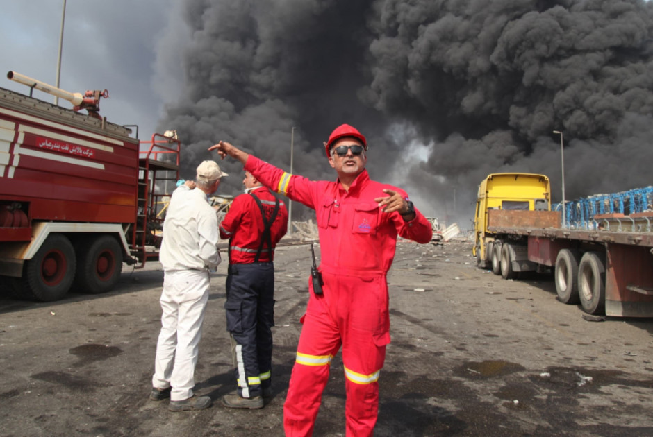 Διαδοχικές εκρήξεις στο Ιράν: Ζημιές σε οκταώροφο κτήριο σε λιμάνι, τέσσερις νεκροί στα νότια