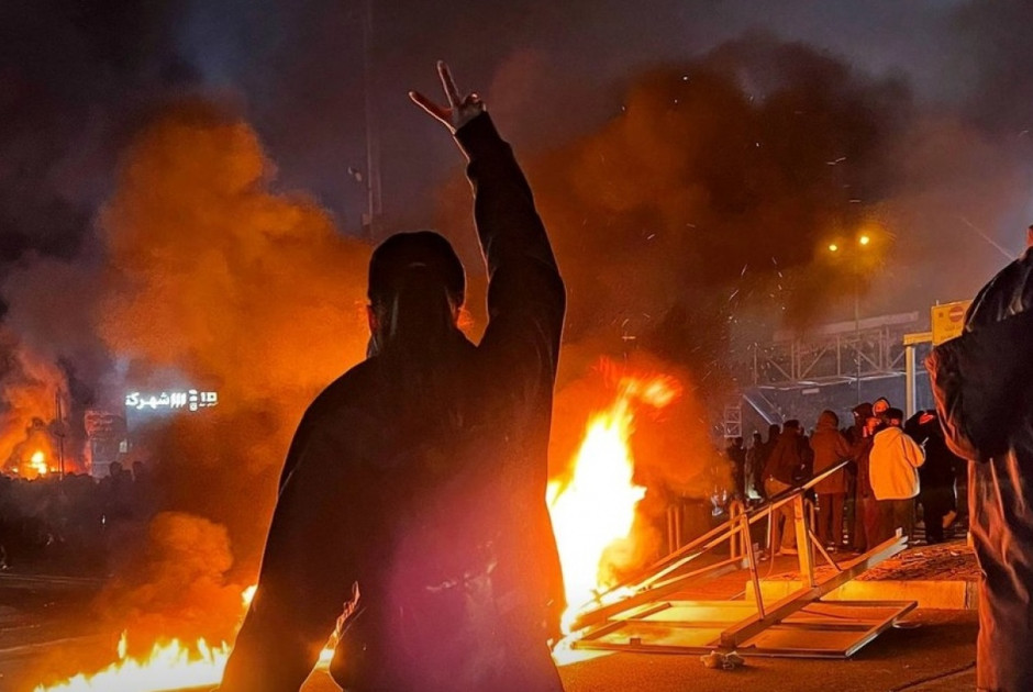 Ιράν: Αναφορές για οργανωμένες δολοφονίες πολιτών με εντολή Χαμενεΐ