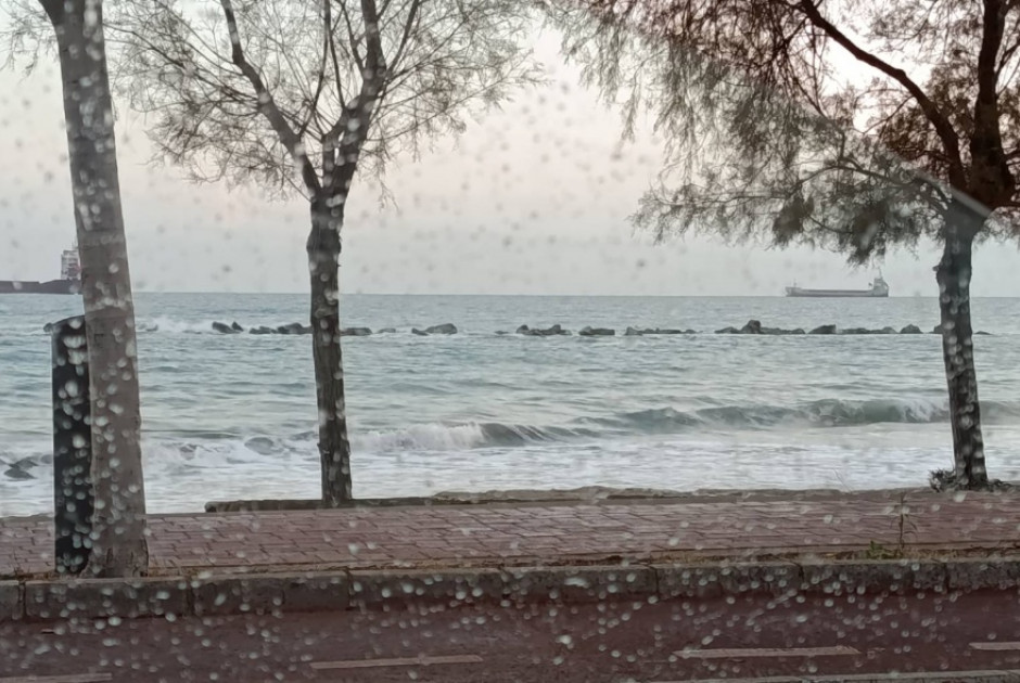 Καιρός: Κοκτέϊλ σκόνης, βροχών, χιονιών και καταιγίδων - Πότε σημειώνει πτώση η θερμοκρασία