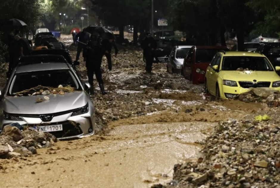 Ελλάδα: Κακοκαιρία με τραγικό απολογισμό - Δύο άνθρωποι νεκροί