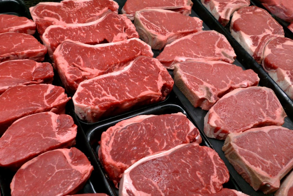 &Alpha;&upsilon;&xi;&eta;&mu;έ&nu;&eta; &eta; &pi;&alpha;&rho;&alpha;&gamma;&omega;&gamma;ή &kappa;&rho;έ&alpha;&tau;&omicron;&sigmaf; &tau;&omicron;&nu; &Nu;&omicron;έ&mu;&beta;&rho;&iota;&omicron; &sigma;&epsilon; &epsilon;&tau;ή&sigma;&iota;&alpha; &beta;ά&sigma;&eta;