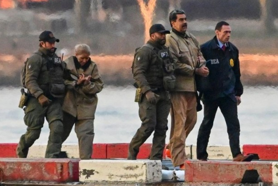 Σε τι αποδίδονται οι μώλωπες μετά την έφοδο των ΗΠΑ σε Μαδούρο και Φλόρες στο Καράκας