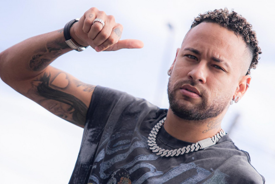 Το εντυπωσιακό βίντεο της Σάντος για την ανανέωση του Νεϊμάρ