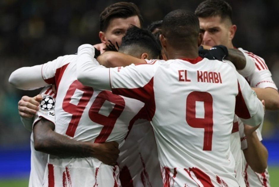 Στο Άμστερνταμ για να σφραγίσει την πρόκριση ο Ολυμπιακός σε "τελικό" με τον Άγιαξ