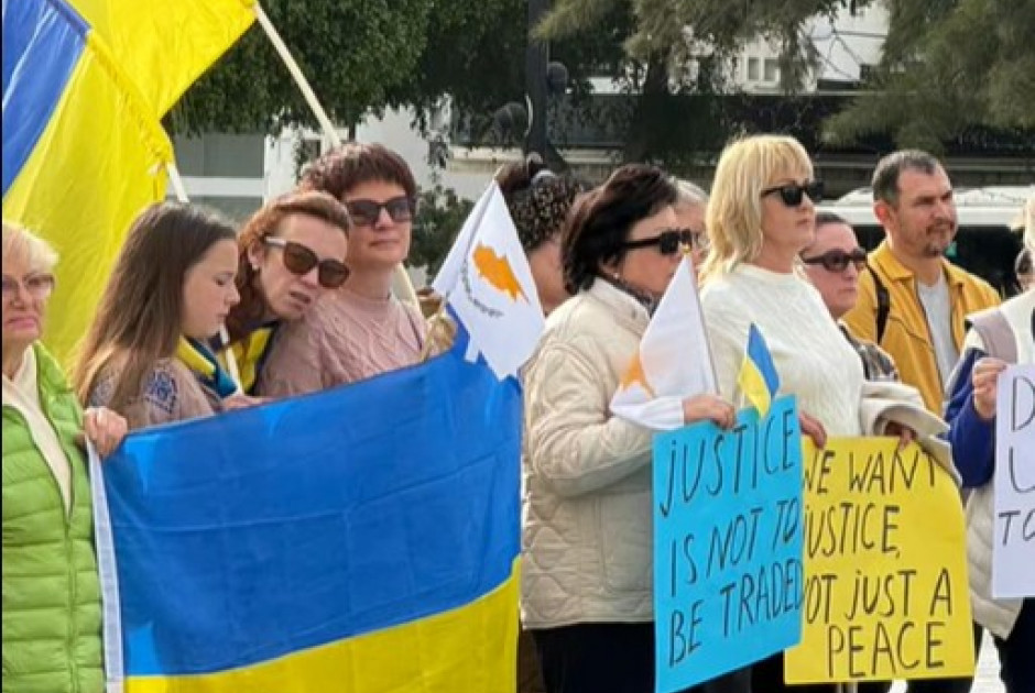 &Pi;ό&sigma;&omicron;&iota; &Omicron;&upsilon;&kappa;&rho;&alpha;&nu;&omicron;ί &beta;&rho;ί&sigma;&kappa;&omicron;&nu;&tau;&alpha;&iota; &sigma;&tau;&eta;&nu; &Kappa;ύ&pi;&rho;&omicron; &upsilon;&pi;ό &pi;&rho;&omicron;&sigma;&omega;&rho;&iota;&nu;ή &pi;&rho;&omicron;&sigma;&tau;&alpha;&sigma;ί&alpha;